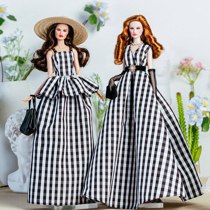 Vintage Toys Collection - Costume de vêtements de poupée de