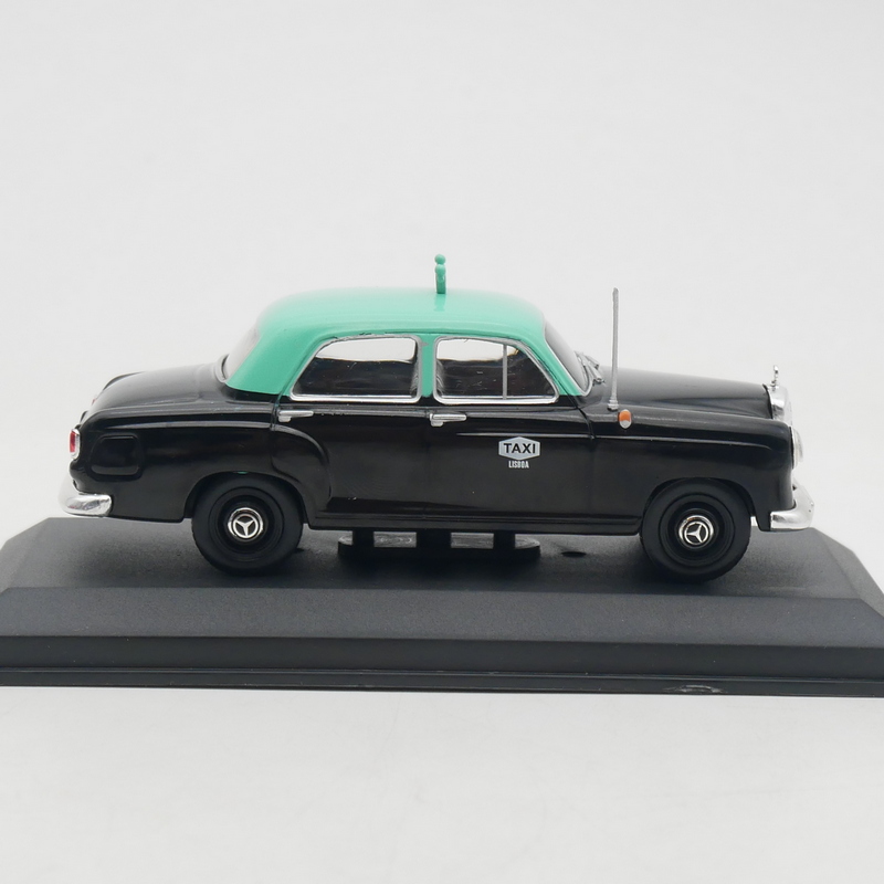 IXO Modèle de voiture classiqu - Vintage Collectibles & More Llc Photos avis et prix