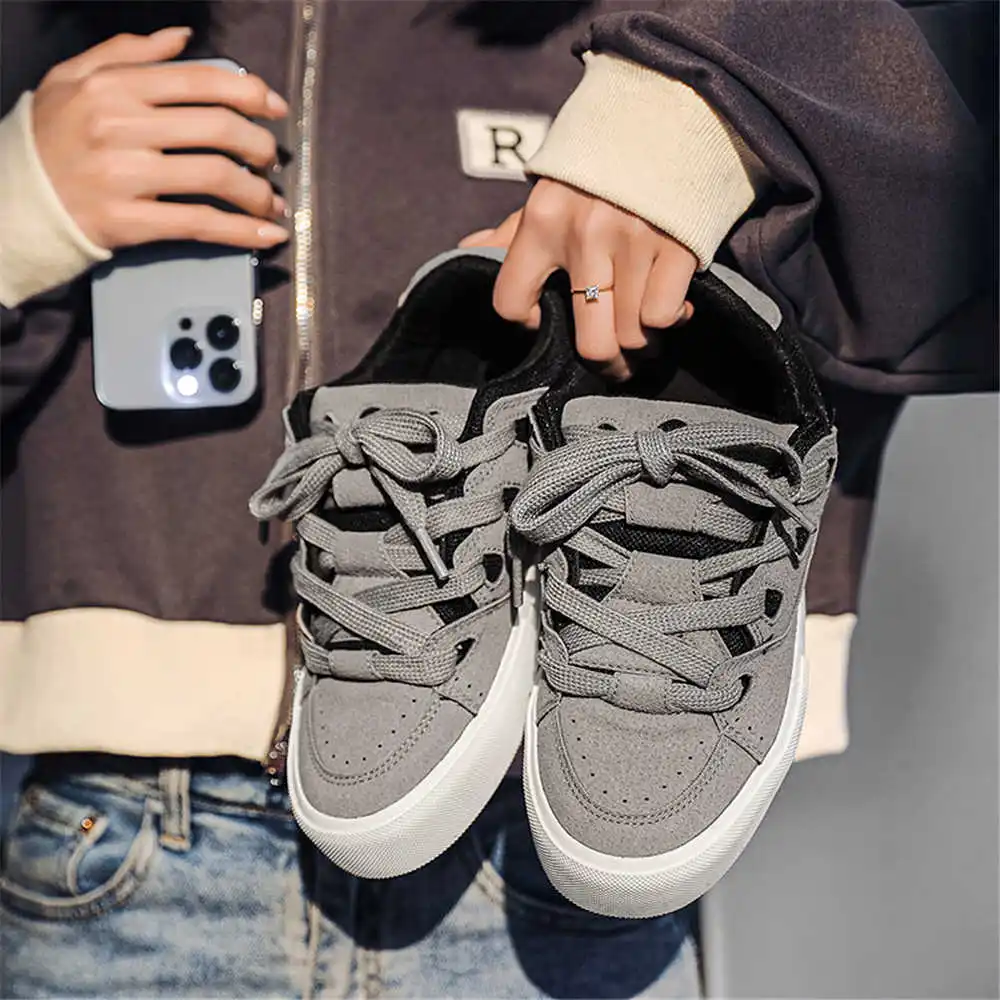 Chaussures d'école Hiphop avec - Vintage Collection Playset avis et prix